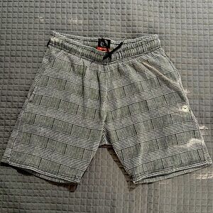 Le Breve warm zz shorts